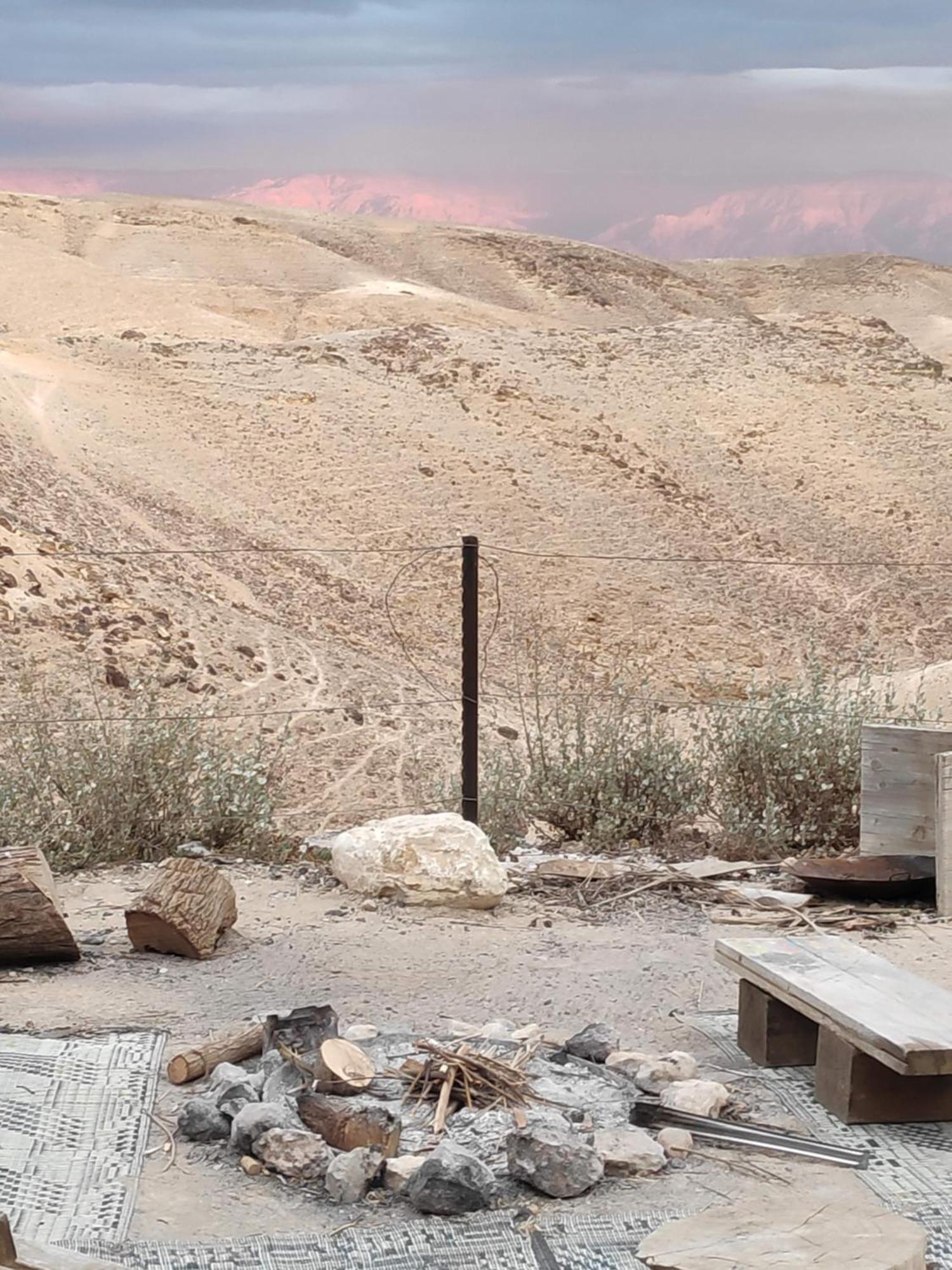 Dead Sea Desert'S Edge Arad Esterno foto